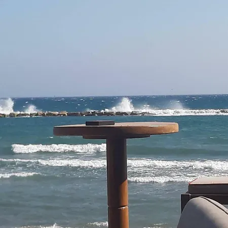 Apartamento Panoramic Mediterranean Blues Penthouse Limassol