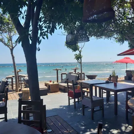 Apartamento Panoramic Mediterranean Blues Penthouse Limassol