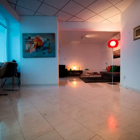 Apartamento Panoramic Mediterranean Blues Penthouse Limassol