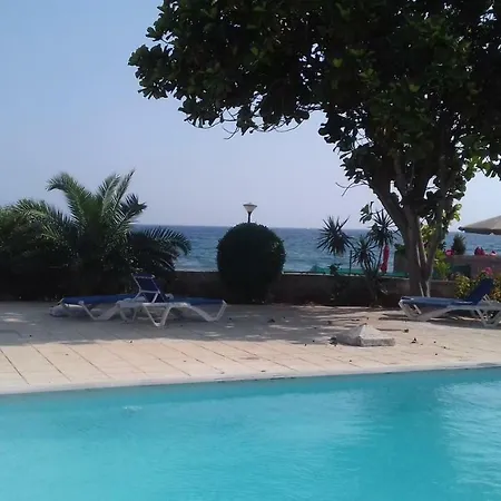 Apartamento Panoramic Mediterranean Blues Penthouse Limassol